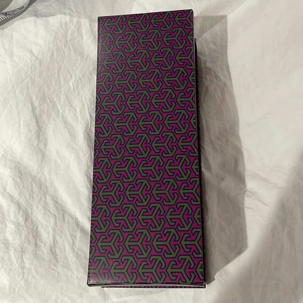 Tory Burch Patterned Box- empty - Picture 3 of 9